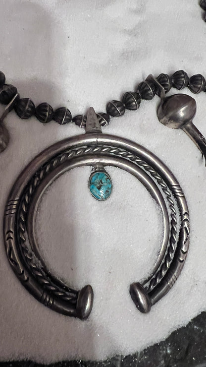 🪶 Navajo Squash Blossom Necklace – Sacred Protection & Power